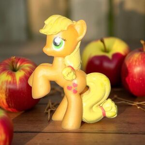 My Little Pony Apple Jack Friendship is Magic Figure 2” Approx A44
